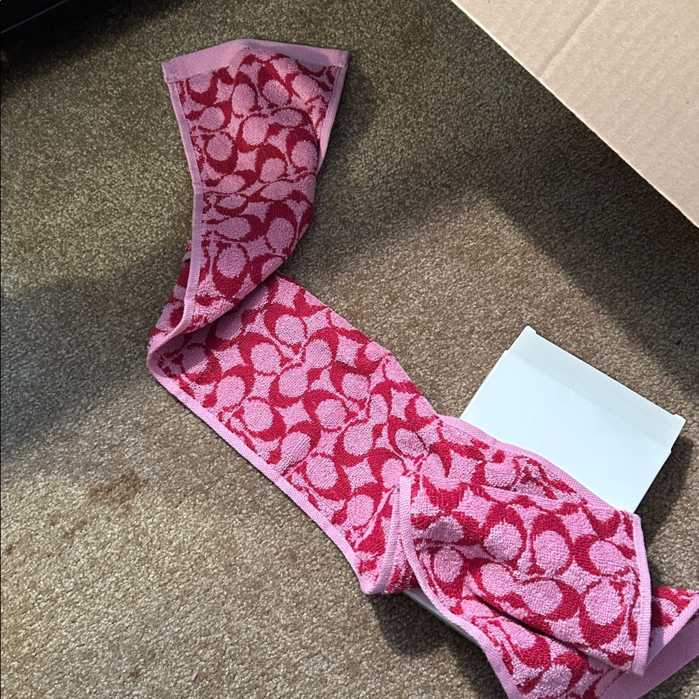 Coach Pink Wash Cloth with a Lovely Accessory - Picture 4 of 4